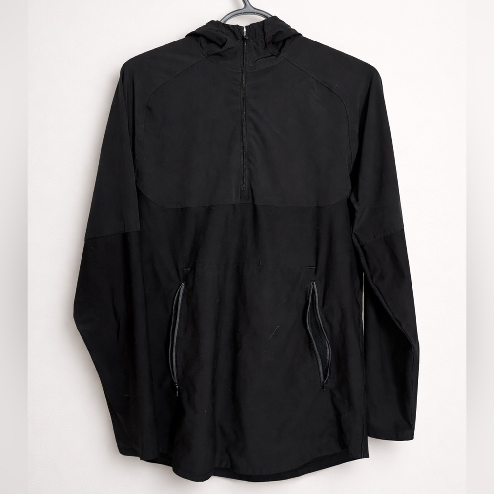 Men's Under Armour Black Hooded Jacket size M